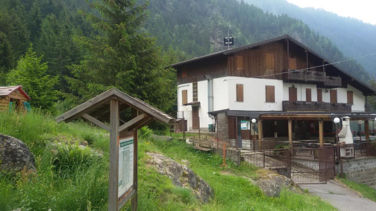 Saviore dell'Adamello Rifugio Stella Alpina酒店 外观 照片