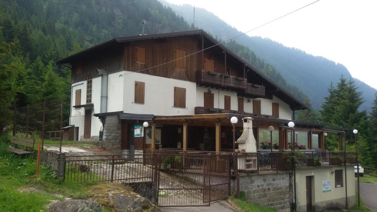 Saviore dell'Adamello Rifugio Stella Alpina酒店 外观 照片